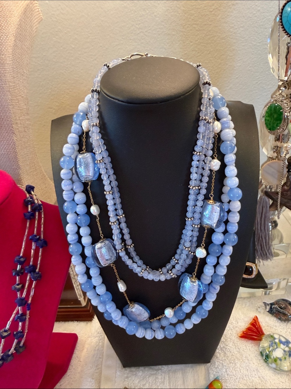 Come dig with me. Unlisted gorgeousness in every price range. - Picture 3 of 17